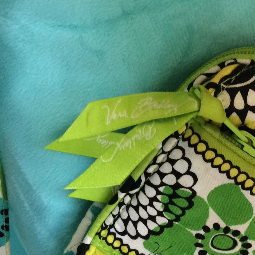 Vera Bradley Limes up cross body purse - Picture 8 of 8